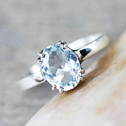 blue topaz silver ring